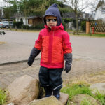 Kind mit Vaude 3 in 1 Jacke und cooler Brille